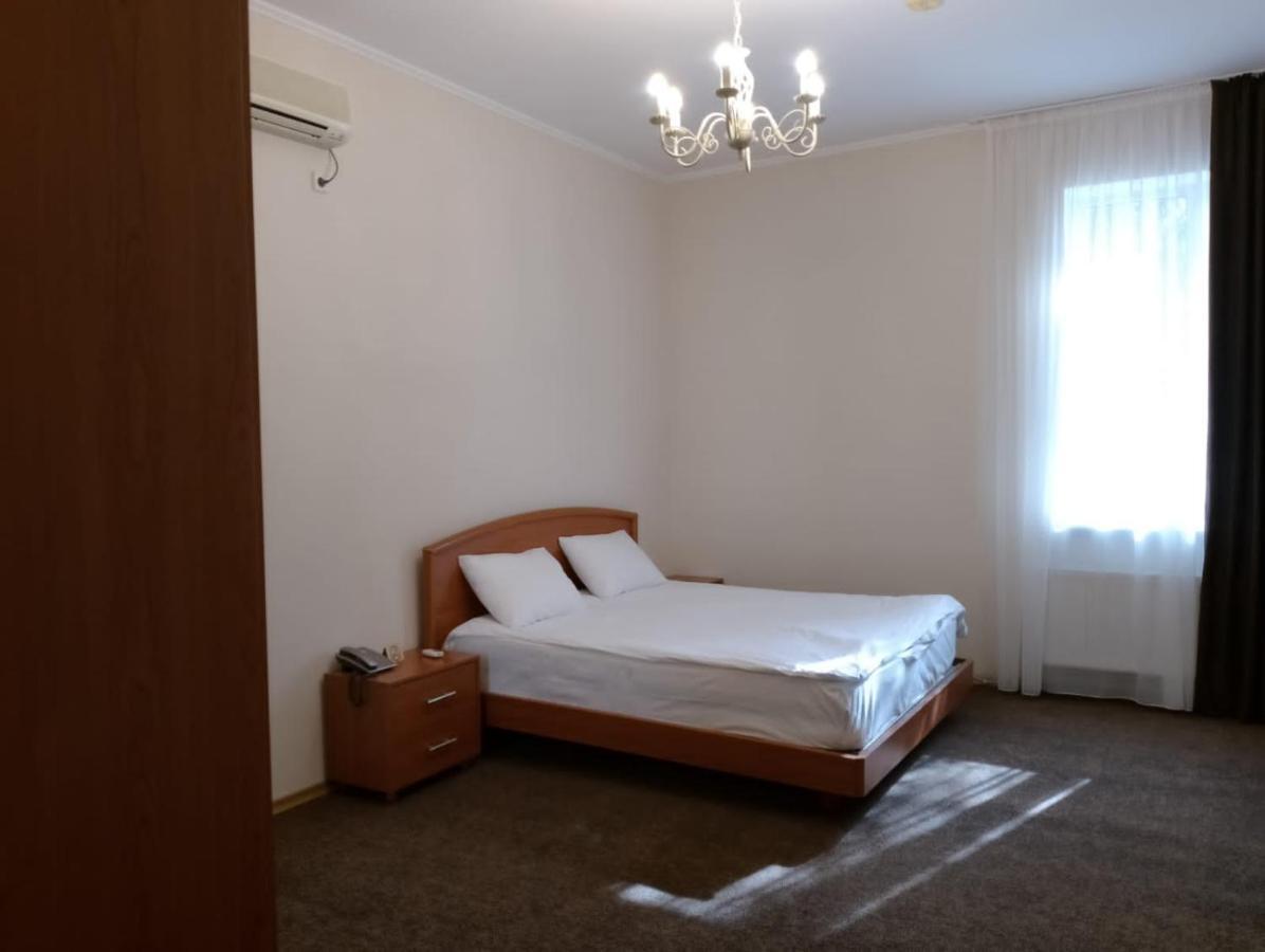 Mini Chisinau Hotel Dış mekan fotoğraf