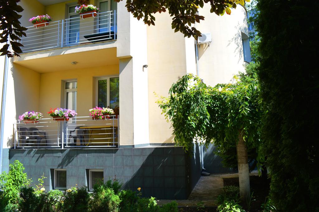 Mini Chisinau Hotel Dış mekan fotoğraf