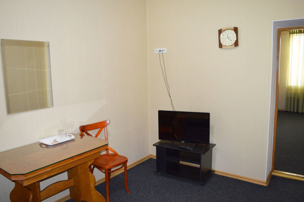 Mini Chisinau Hotel Dış mekan fotoğraf